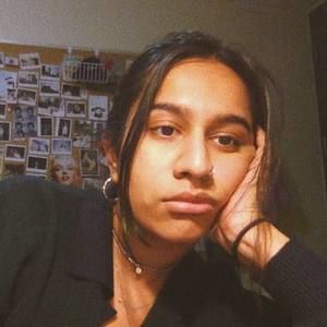 Meet your Posher, Rhea